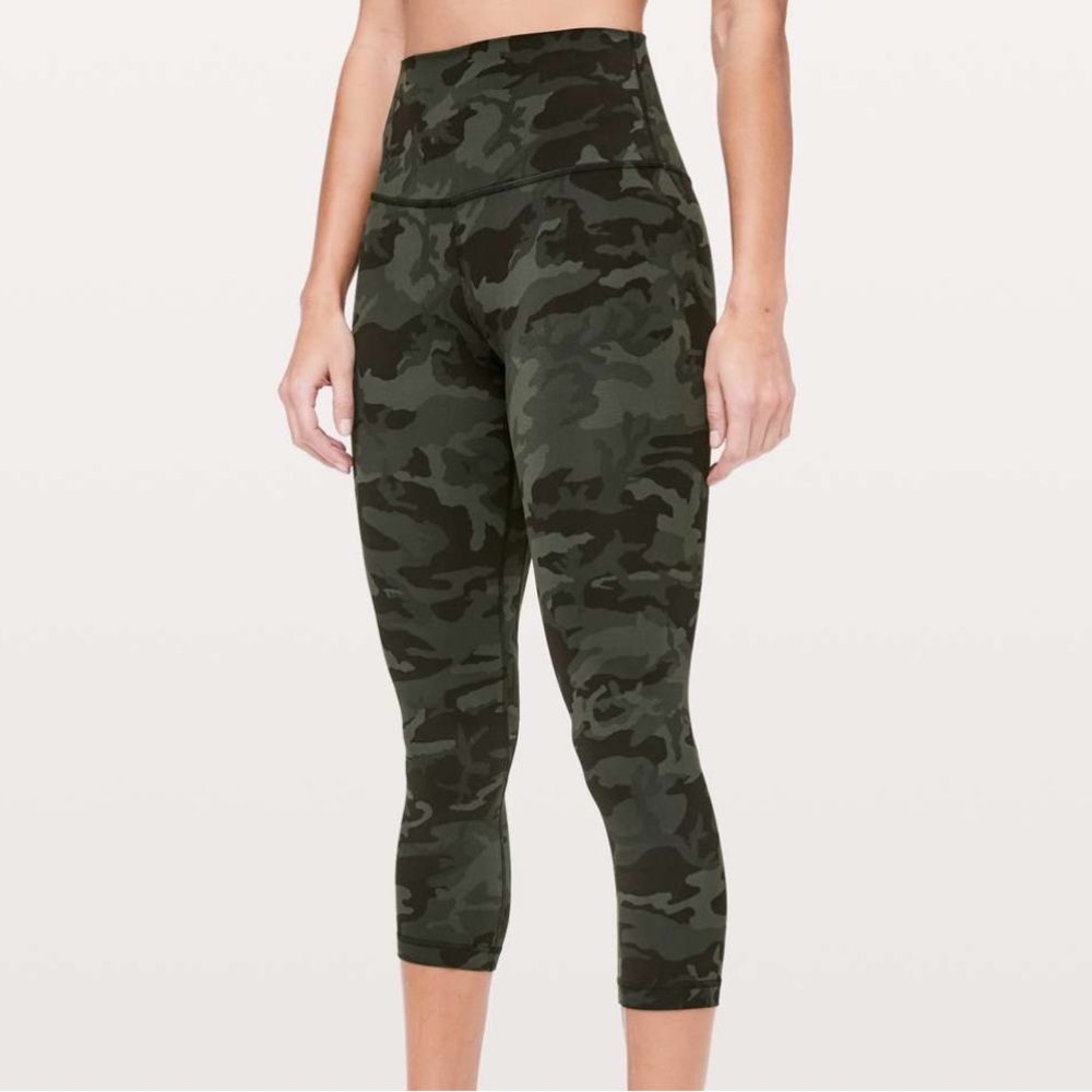 Lululemon camo 21 inch leggings
